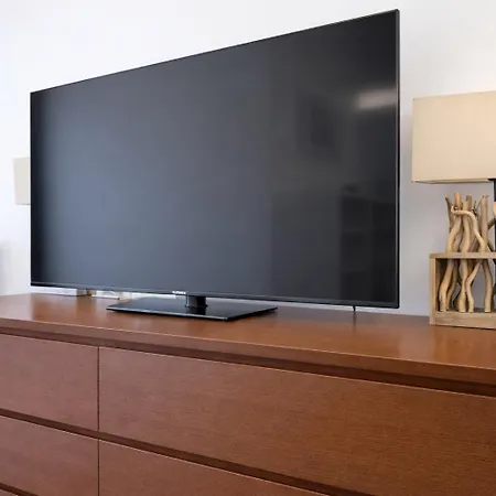 Frame By Comfort Housing - Spacious