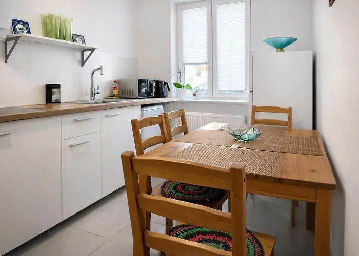 Frame By Comfort Housing - Spacious