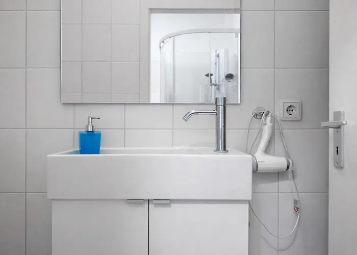 Frame By Comfort Housing - Spacious Apartamento Falkensee